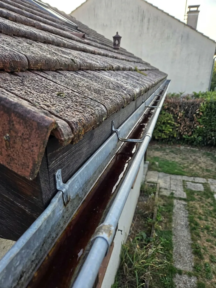 Entretien et réparation de gouttières à Le Mée-sur-Seine Entretien et réparation de gouttières à Le Mée-sur-Seine